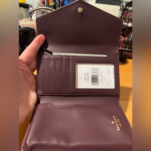 Kate Spade All that Glitters Cranberry Wristlet - phone case NWT - Picture 4 of 7